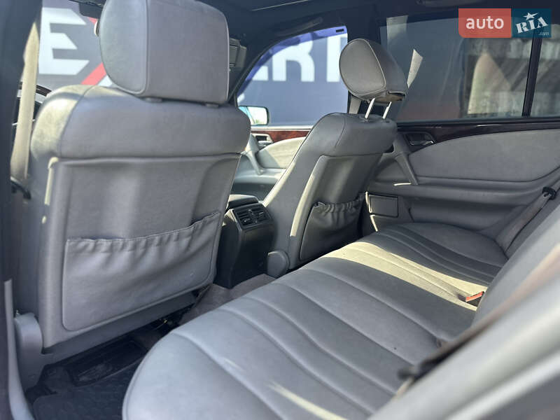 Седан Mercedes-Benz E-Class 1997 в Львові