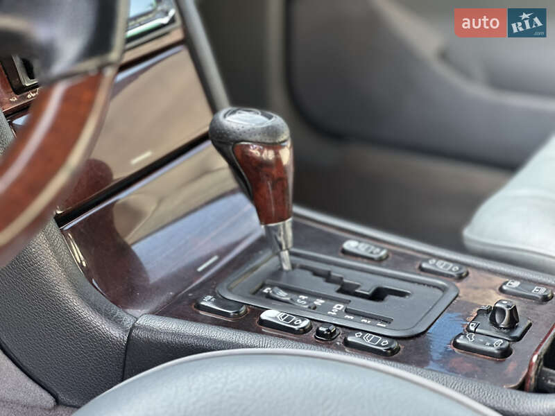 Седан Mercedes-Benz E-Class 1997 в Львові