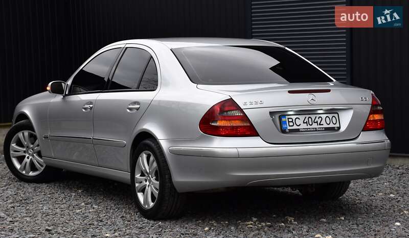 Седан Mercedes-Benz E-Class 2004 в Дрогобыче