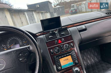 Седан Mercedes-Benz E-Class 2002 в 