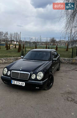 Седан Mercedes-Benz E-Class 1999 в 