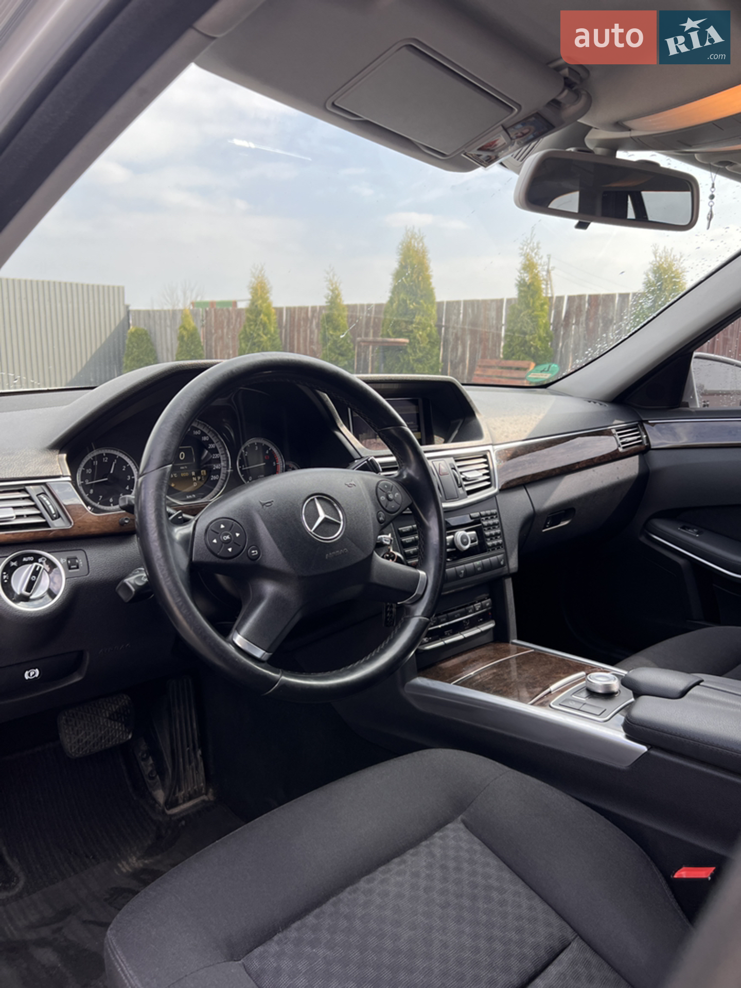 2011 Mercedes-Benz E-klasse - мініатюра 16