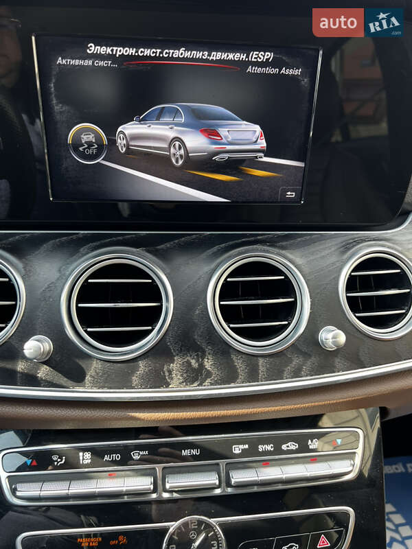 Седан Mercedes-Benz E-Class 2017 в Киеве