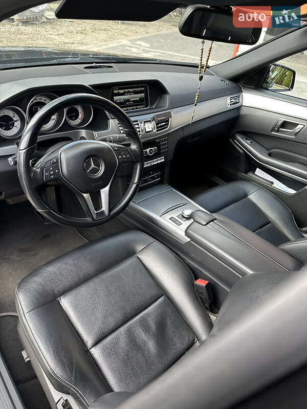 Седан Mercedes-Benz E-Class 2013 в Долине
