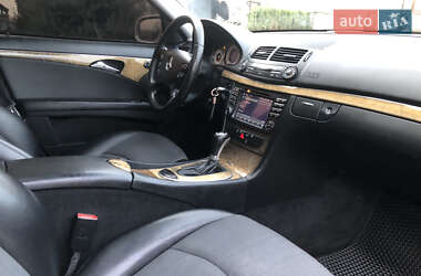 Седан Mercedes-Benz E-Class 2008 в 