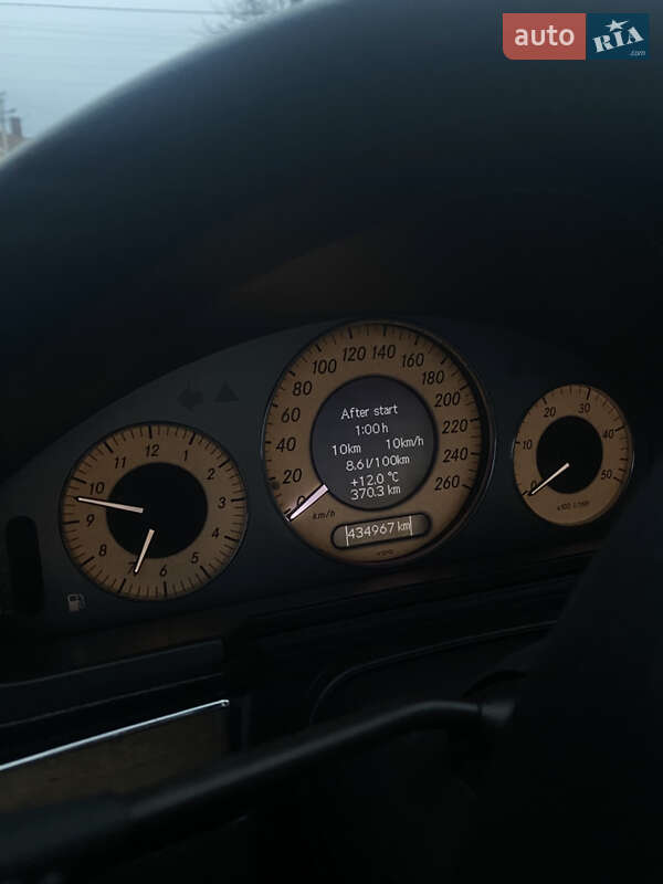 Седан Mercedes-Benz E-Class 2005 в Самборе