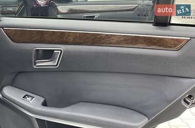 Седан Mercedes-Benz E-Class 2012 в 