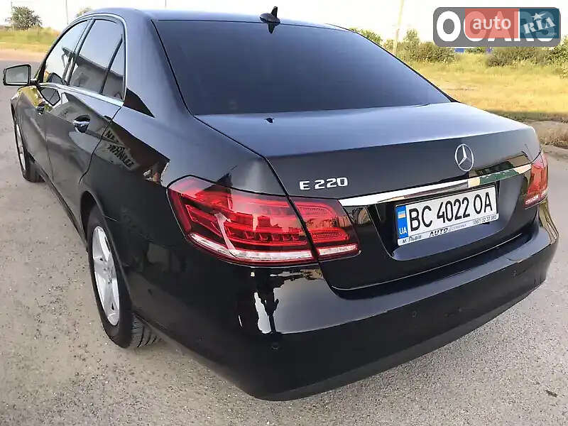 Седан Mercedes-Benz E-Class 2015 в Дрогобичі