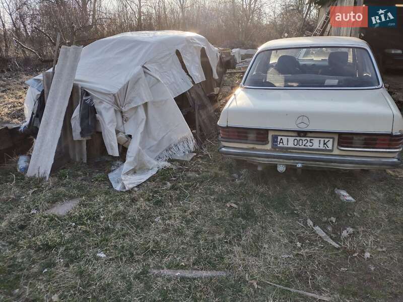 Седан Mercedes-Benz E-Class 1983 в Виннице