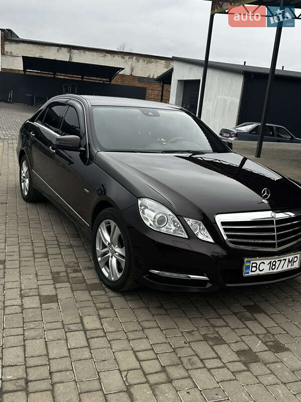 Mercedes-Benz E-Class 2010