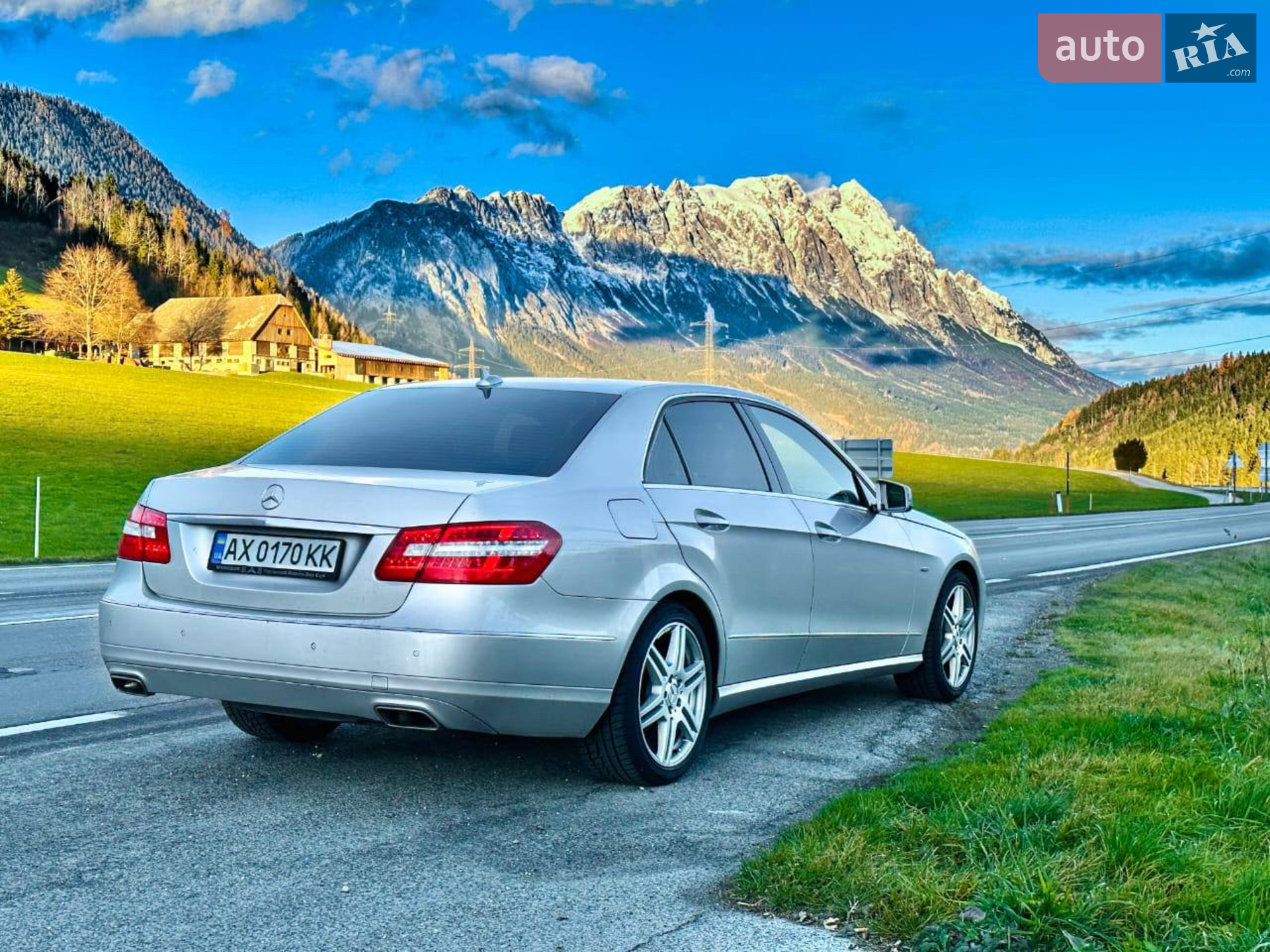 2011 Mercedes-Benz E-klasse - фото 1