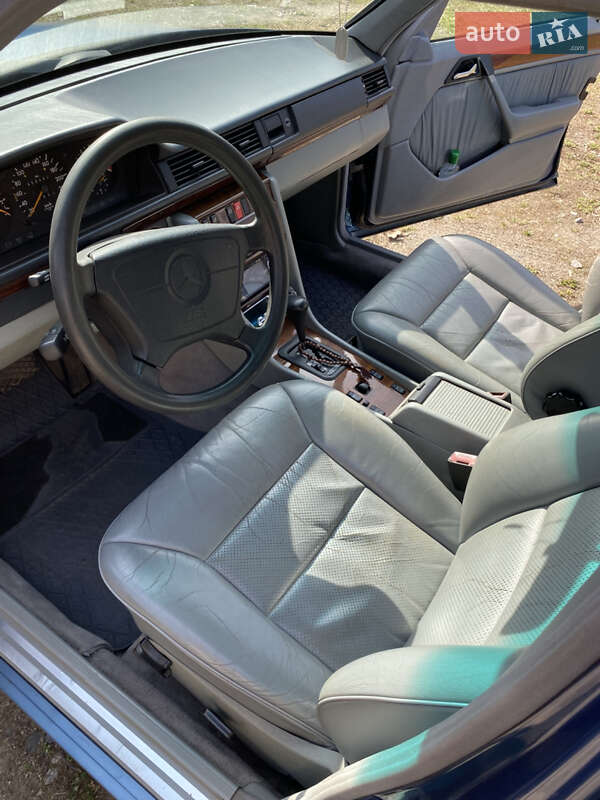 Седан Mercedes-Benz E-Class 1993 в Белой Церкви фото 17 Седан Mercedes-Benz E-Class 1993 в Белой Церкви