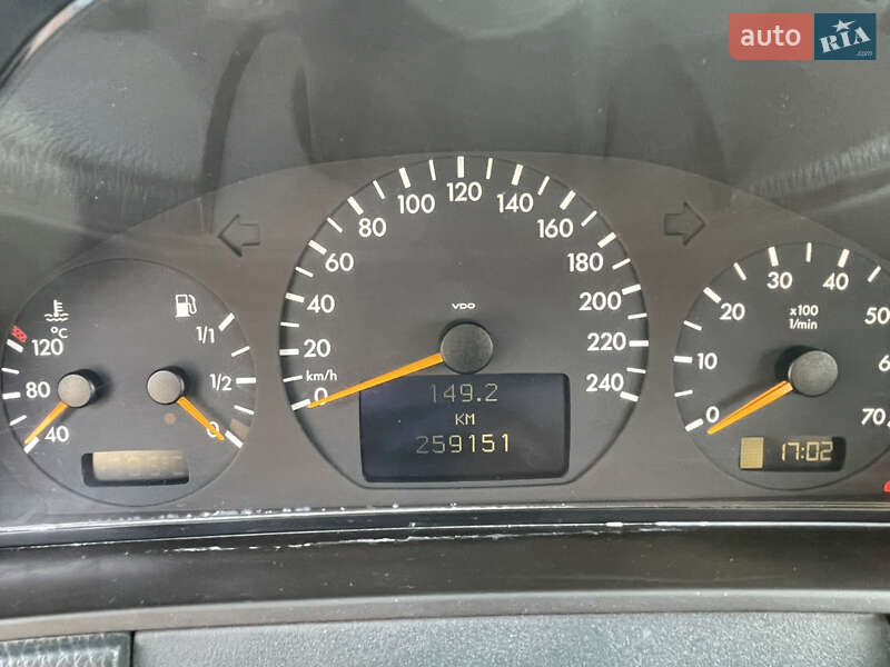 Седан Mercedes-Benz E-Class 2000 в Білій Церкві