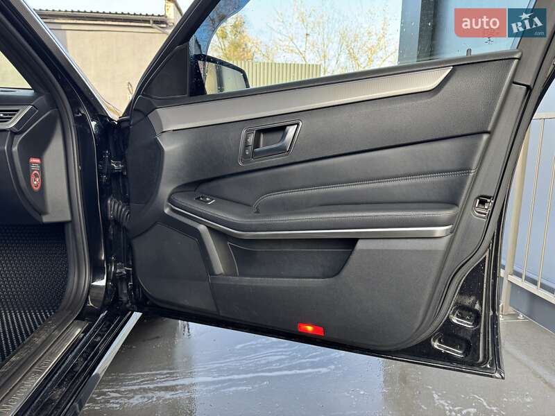 Универсал Mercedes-Benz E-Class 2015 в Житомире фото 12 Универсал Mercedes-Benz E-Class 2015 в Житомире