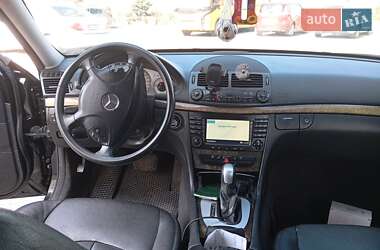 Седан Mercedes-Benz E-Class 2004 в 