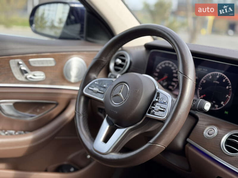 Седан Mercedes-Benz E-Class 2018 в Днепре фото 14 Седан Mercedes-Benz E-Class 2018 в Днепре
