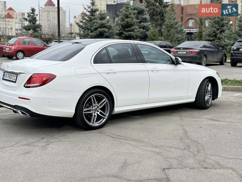 Седан Mercedes-Benz E-Class 2017 в Киеве