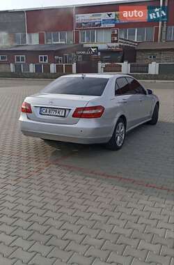 Седан Mercedes-Benz E-Class 2011 в 