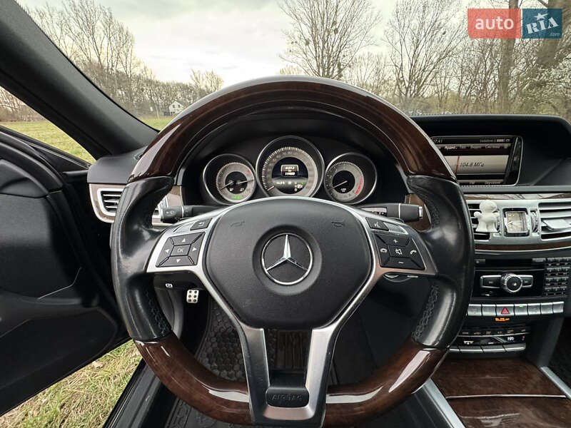 Седан Mercedes-Benz E-Class 2014 в Львові