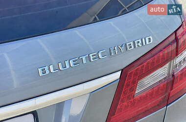 Універсал Mercedes-Benz E-Class 2012 в 