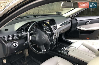 Седан Mercedes-Benz E-Class 2012 в 