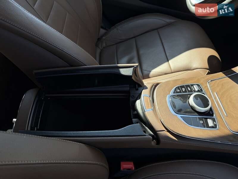 Седан Mercedes-Benz E-Class 2018 в Киеве