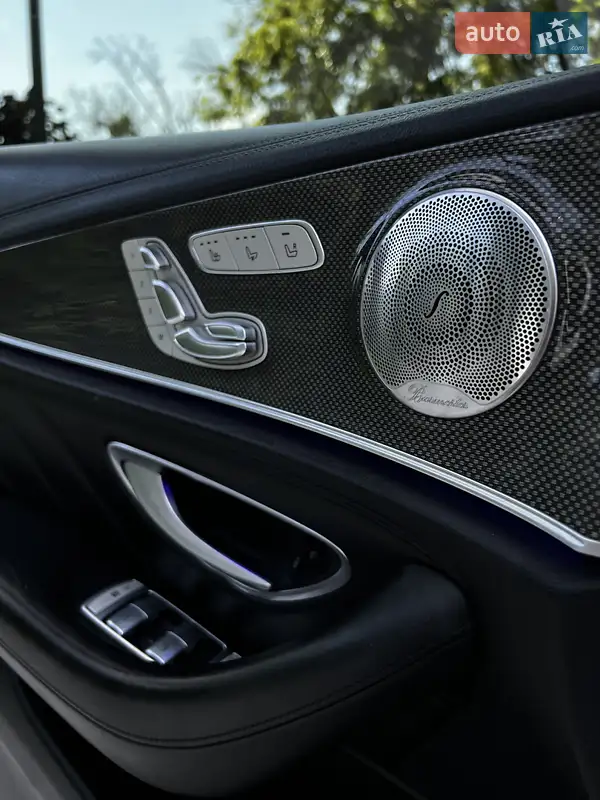 Седан Mercedes-Benz E-Class 2017 в 