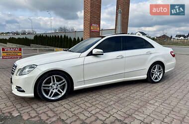 Седан Mercedes-Benz E-Class 2012 в 