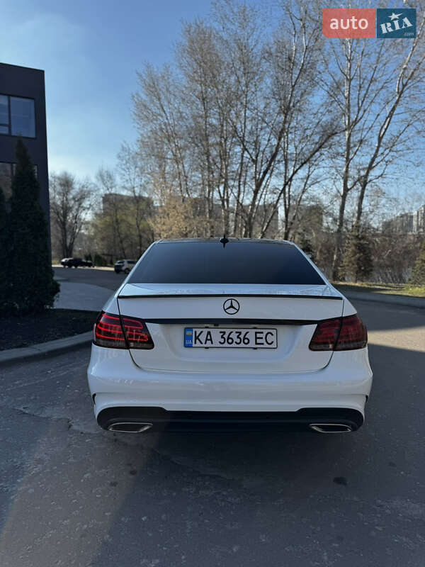 Седан Mercedes-Benz E-Class 2014 в Києві