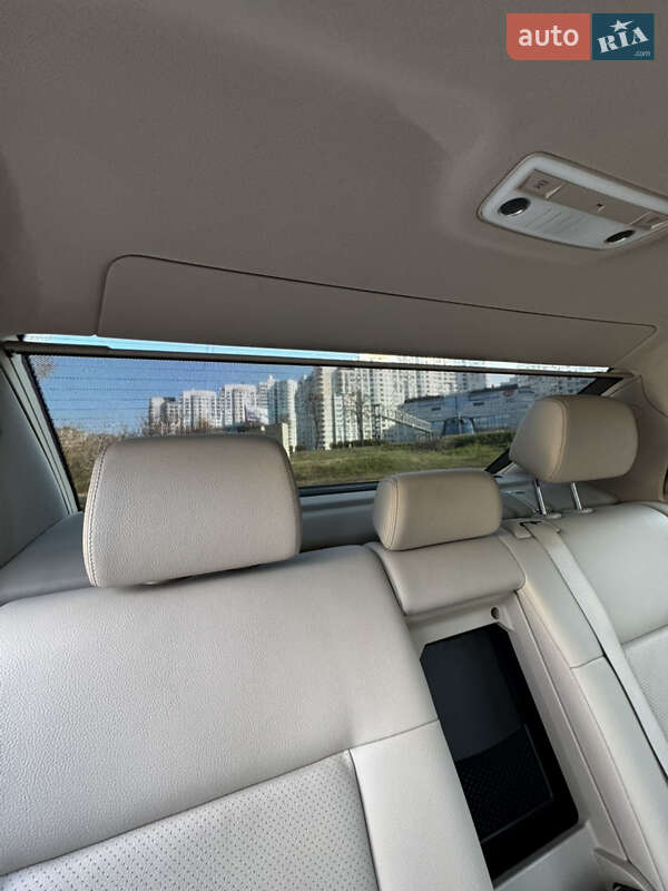 Седан Mercedes-Benz E-Class 2014 в Києві