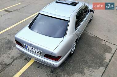 Седан Mercedes-Benz E-Class 2000 в 