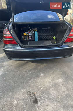 Седан Mercedes-Benz E-Class 2002 в 