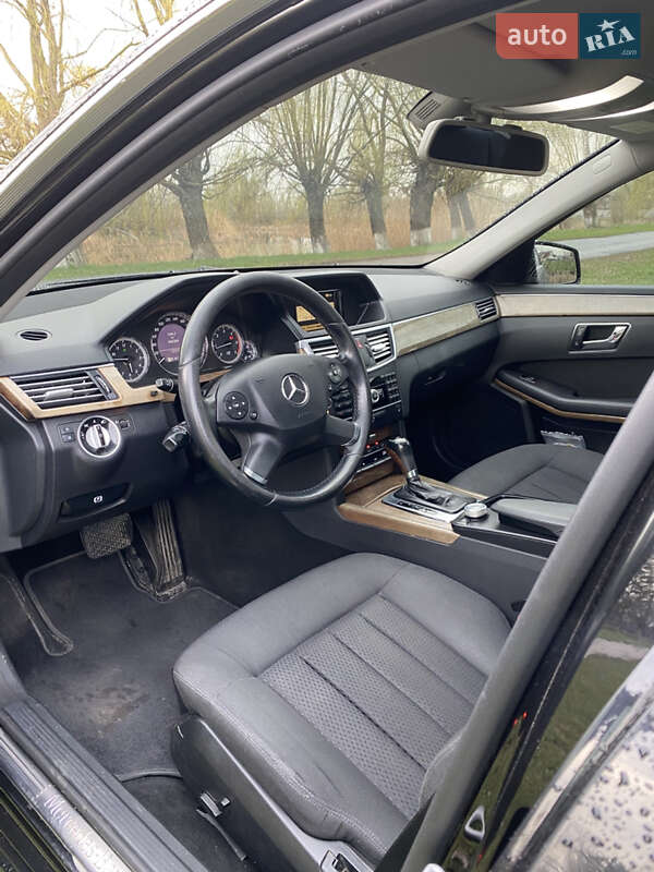 Седан Mercedes-Benz E-Class 2011 в Белой Церкви фото 11 Седан Mercedes-Benz E-Class 2011 в Белой Церкви