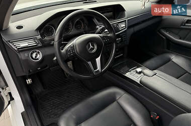 Седан Mercedes-Benz E-Class 2012 в 