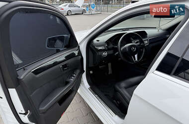Седан Mercedes-Benz E-Class 2012 в 