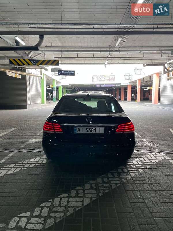 Седан Mercedes-Benz E-Class 2013 в Киеве