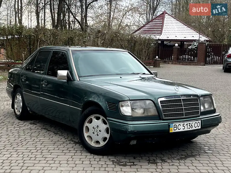Mercedes-Benz E-Class 1995