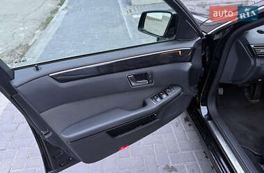 Седан Mercedes-Benz E-Class 2012 в 