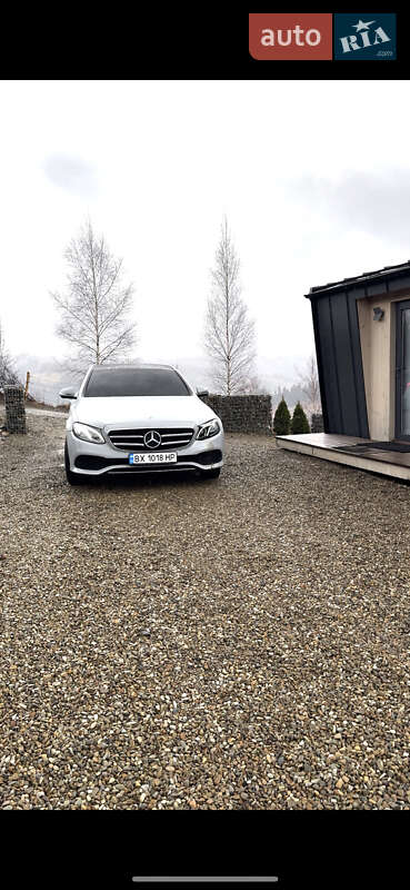 Седан Mercedes-Benz E-Class 2018 в Хмельницком