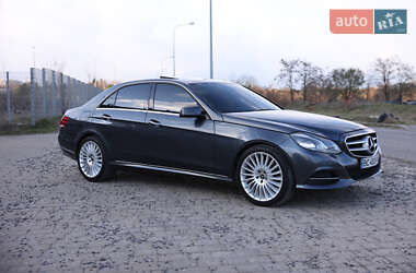 Седан Mercedes-Benz E-Class 2013 в 