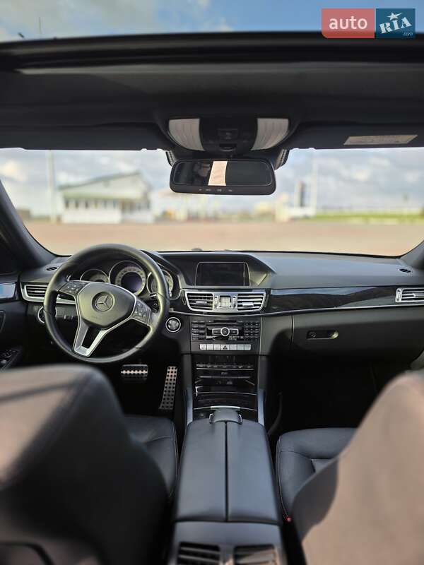 Седан Mercedes-Benz E-Class 2013 в Умані