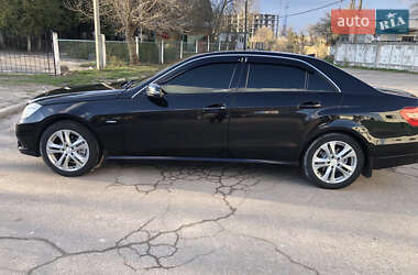 Седан Mercedes-Benz E-Class 2010 в 