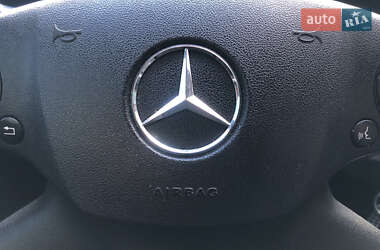 Седан Mercedes-Benz E-Class 2010 в 