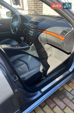 Седан Mercedes-Benz E-Class 2006 в 