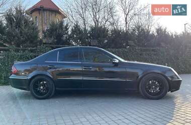 Седан Mercedes-Benz E-Class 2003 в 