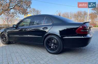 Седан Mercedes-Benz E-Class 2003 в 