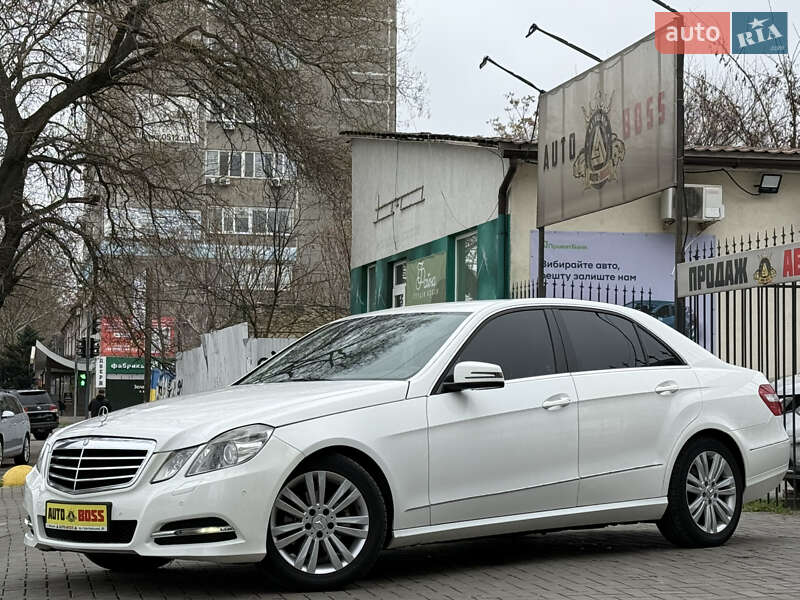 Седан Mercedes-Benz E-Class 2012 в 