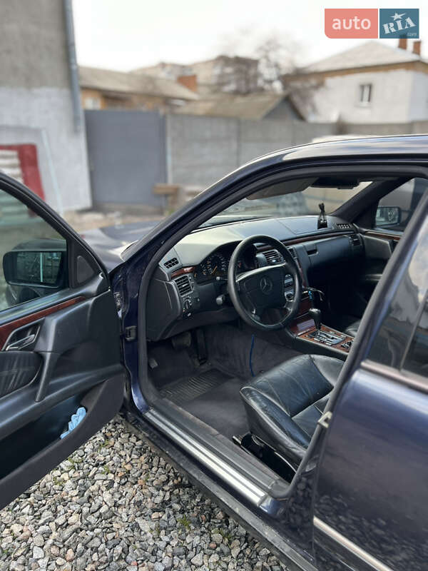Седан Mercedes-Benz E-Class 1998 в Нежине