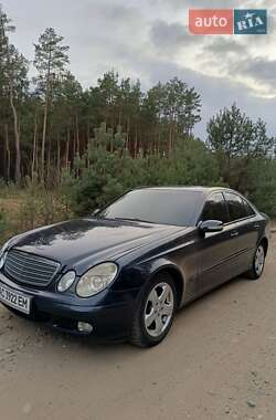 Седан Mercedes-Benz E-Class 2002 в 