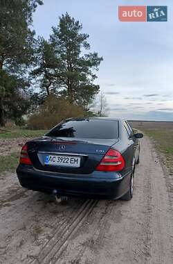 Седан Mercedes-Benz E-Class 2002 в 